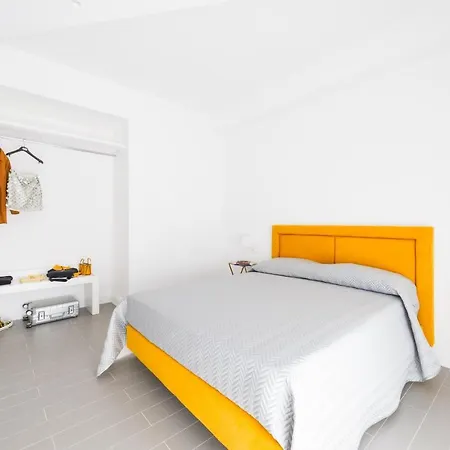 Wabi-sabi Flats Sorrento